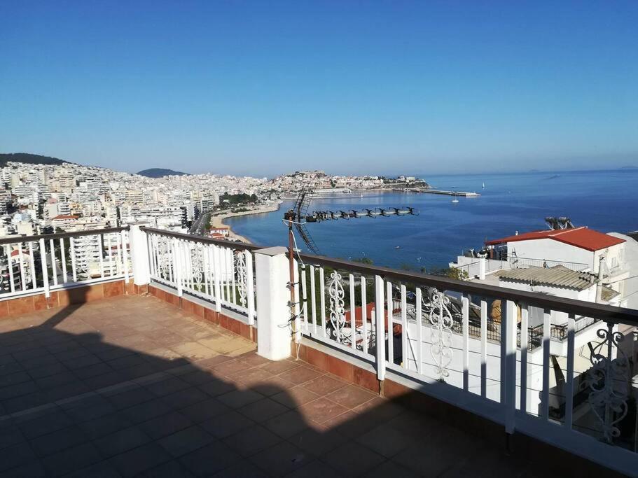 Ferienwohnung Finas Penthouse,Private Terrace,Great View,Mins From Sea Kavala Exterior foto