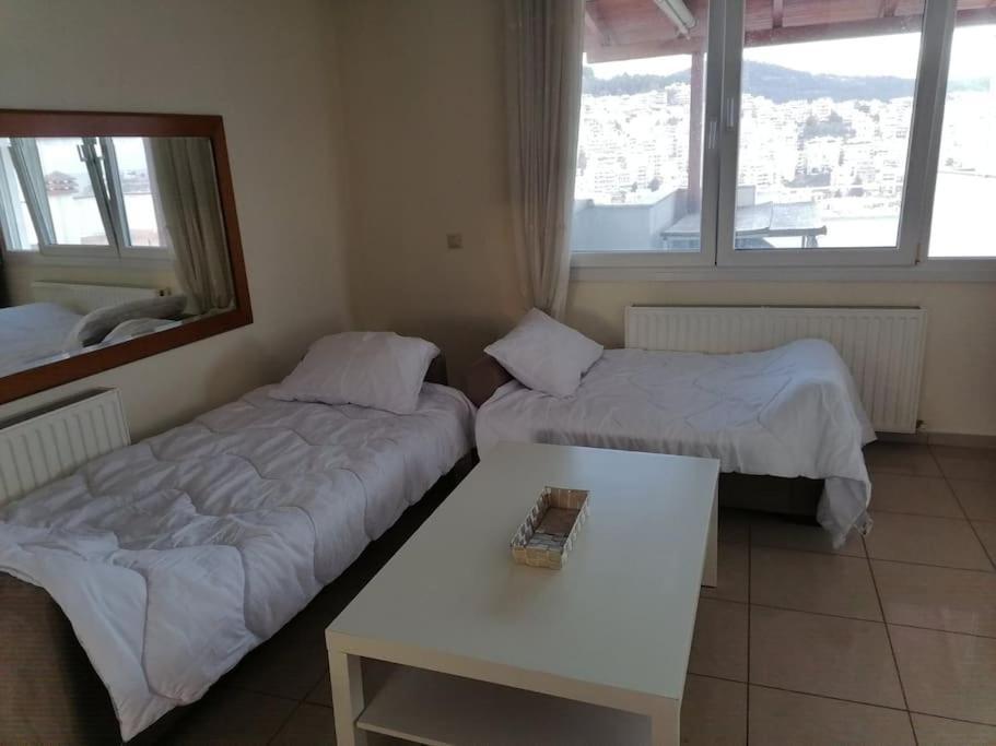Ferienwohnung Finas Penthouse,Private Terrace,Great View,Mins From Sea Kavala Exterior foto